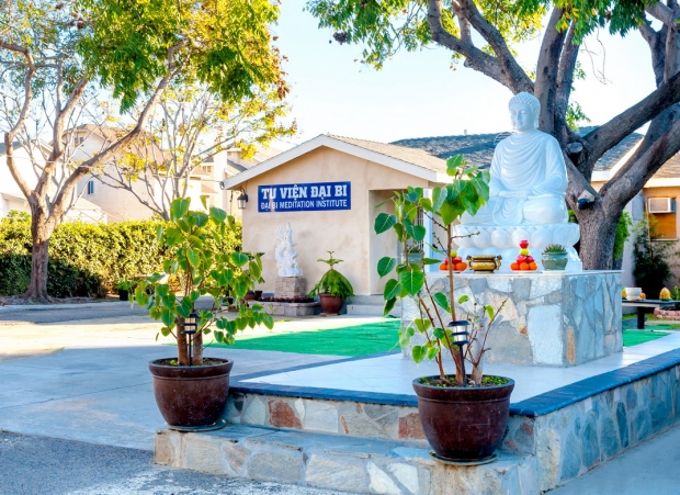TU VIỆN ĐẠI BI, SANTA ANA, CALIFORNIA, HOA KỲ.