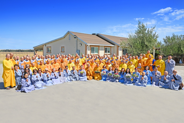 NGÀY AN CƯ TẬP TRUNG CỦA CHƯ TĂNG, NI MIỀN BẮC CALIFORNIA TẠI TU VIỆN THIÊN ĐỒNG, SLOUGHOUSE NGÀY 26/7/2025.
